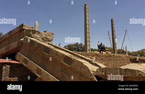 Obelisk z Aksum!  A Monumental Celebration of Power and Eternity